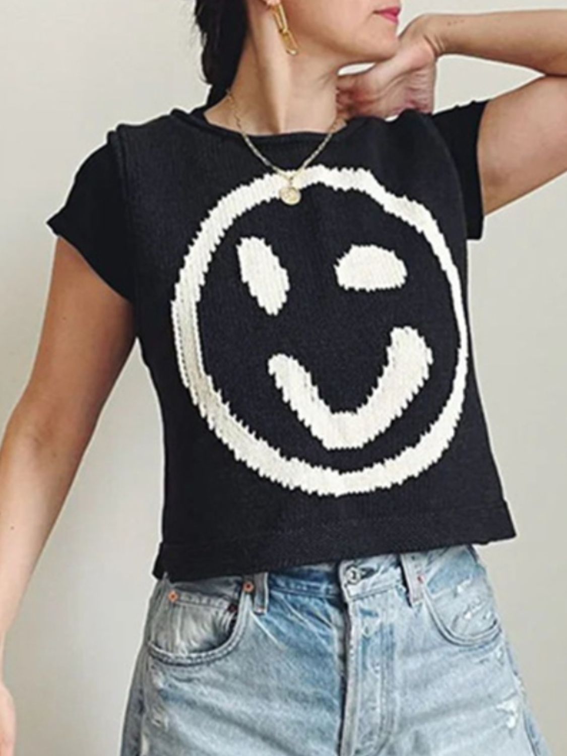 Smiley Round Neck Sweater Vest